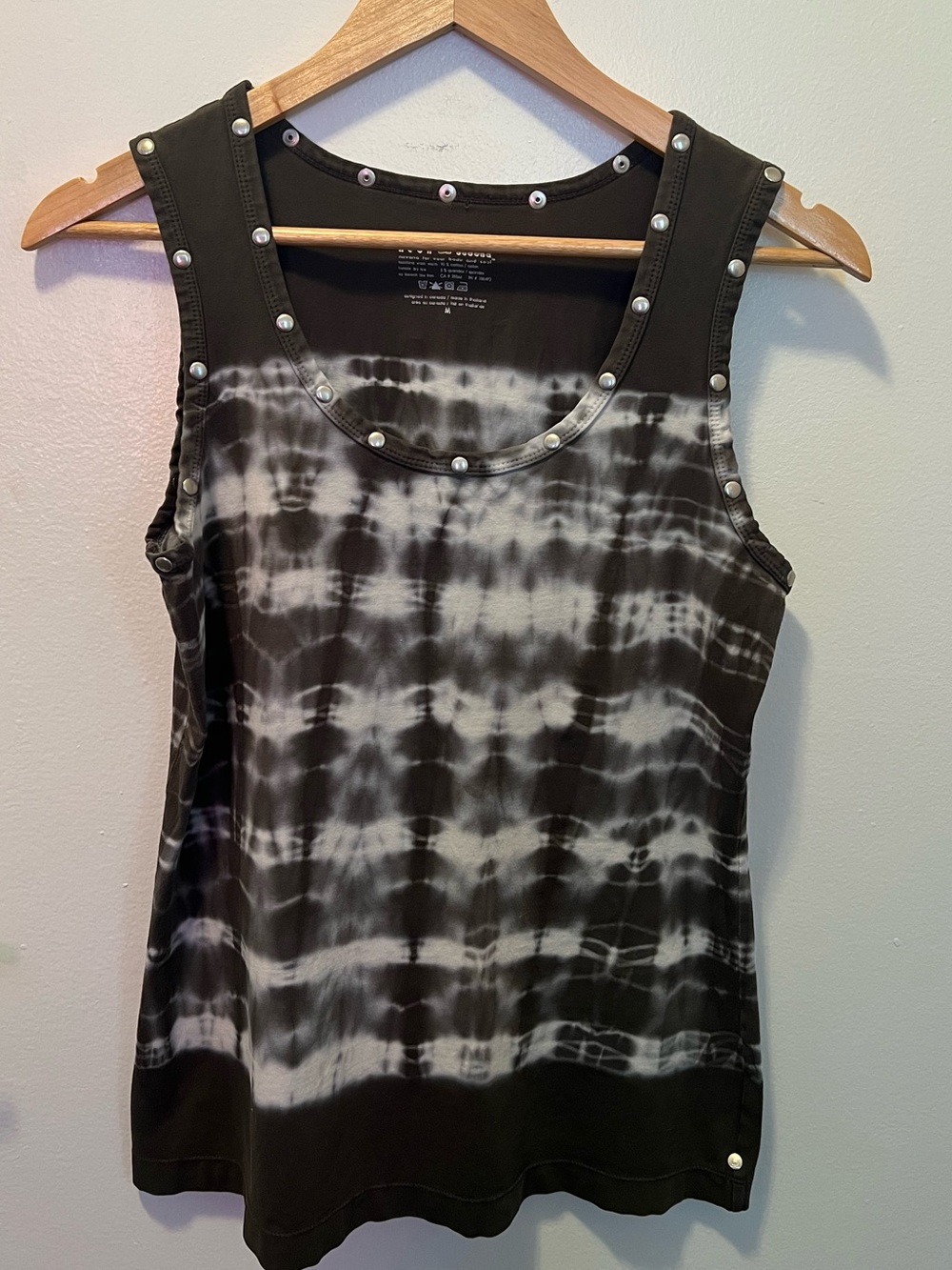 ✨ Neon Buddha Tie Dye Studded Trim Tank Top Size M